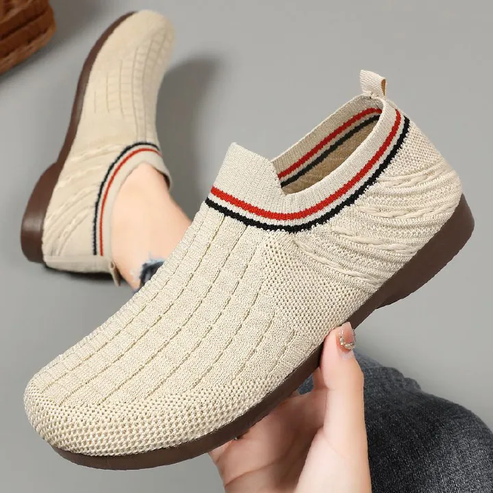 Rubber flat shoes canvas shoes Ladies Fashion Single Shoes flying weaving mesh Soft Bottom shoes Comfortable Soft Bottom Shoes Casual shoes slip resistant breathable sports shoes girl sneakers fashion