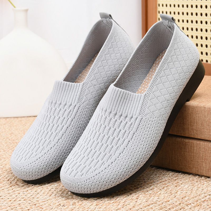 Women Loafers Fly Weaving Breathable Soft Sole ladies single shoes Fashion Casual Mom Shoes Loafers & Slip-Ons Flat shoes 【Choose 1 size larger than usual】