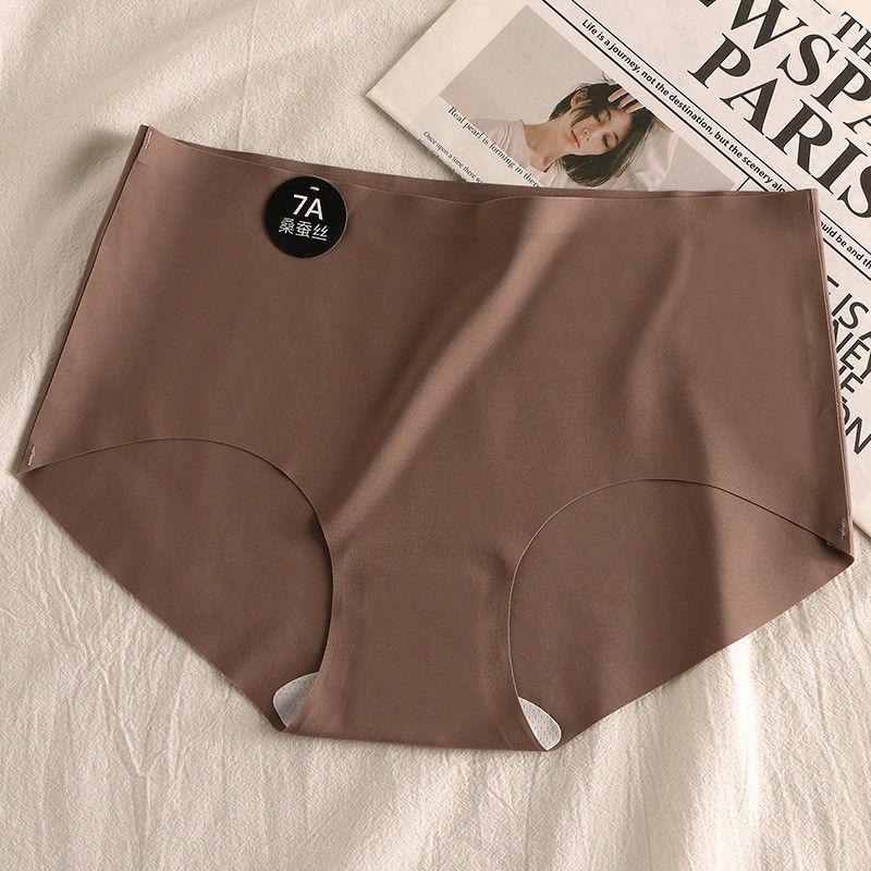 4PCS IKAAN Women's Panties seamless ice silk panties women's antibacterial middle waist breathable briefs Seamless Hipster Panties No Show Panty Lines Women's Sports Yoga Panties