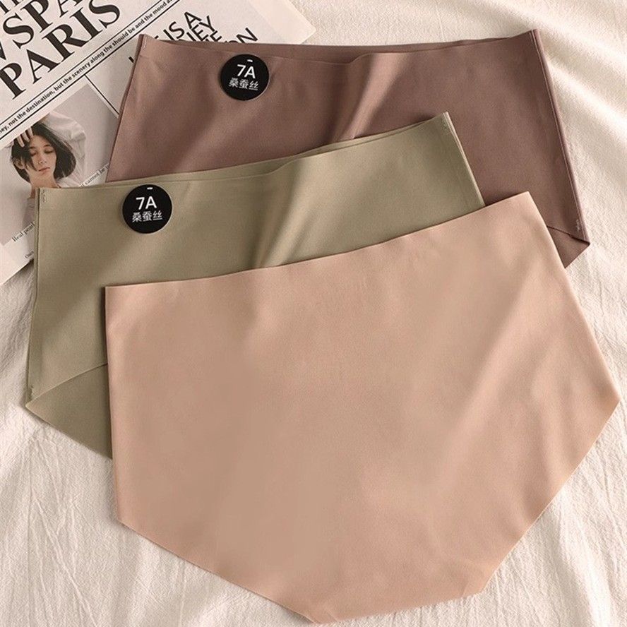 4PCS IKAAN Women's Panties seamless ice silk panties women's antibacterial middle waist breathable briefs Seamless Hipster Panties No Show Panty Lines Women's Sports Yoga Panties