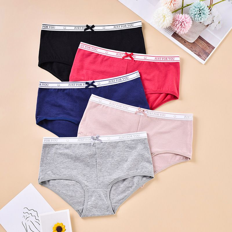 4PCS New Arrival Cotton ladies underwear Student Panties Fashion Bikini Pants Hipster Panties Simple Girls Solid Color Panties Comfortable breathable low-rise panties Letter Waistband Panties