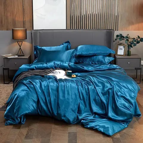 4pcs of Luxury Mulberry Silk Duvet Cover Set (1Duvet cover, 1bedsheet and 2pillowcases) Bedding Set