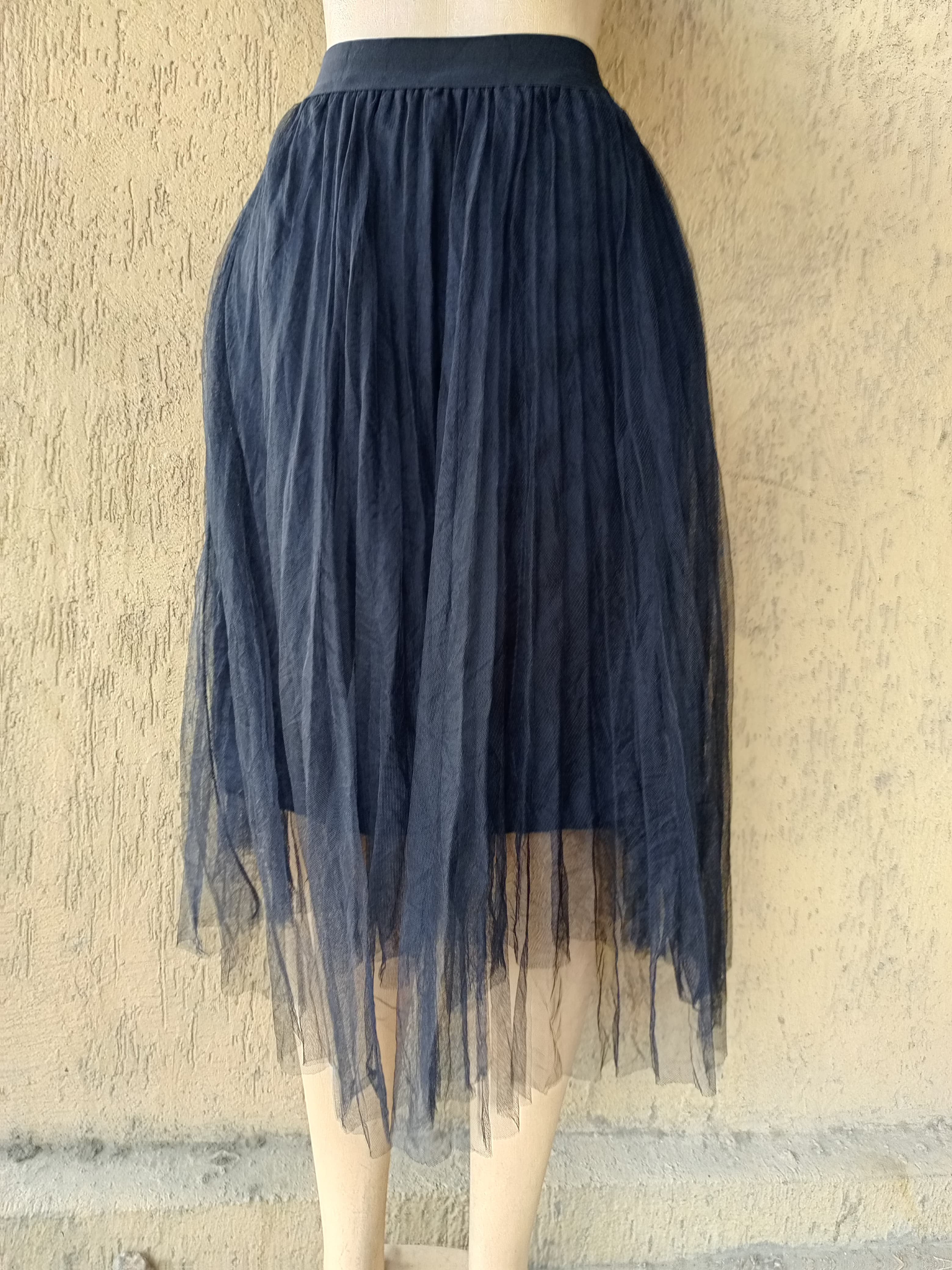 black thrifted net skirt