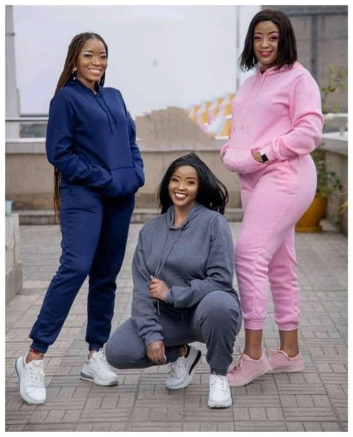High quality and fashionable Women's Lounge Sets with Pockets, Long Sleeve 2024 Fall Half Zip Sweatshirt with Jogger Pants
