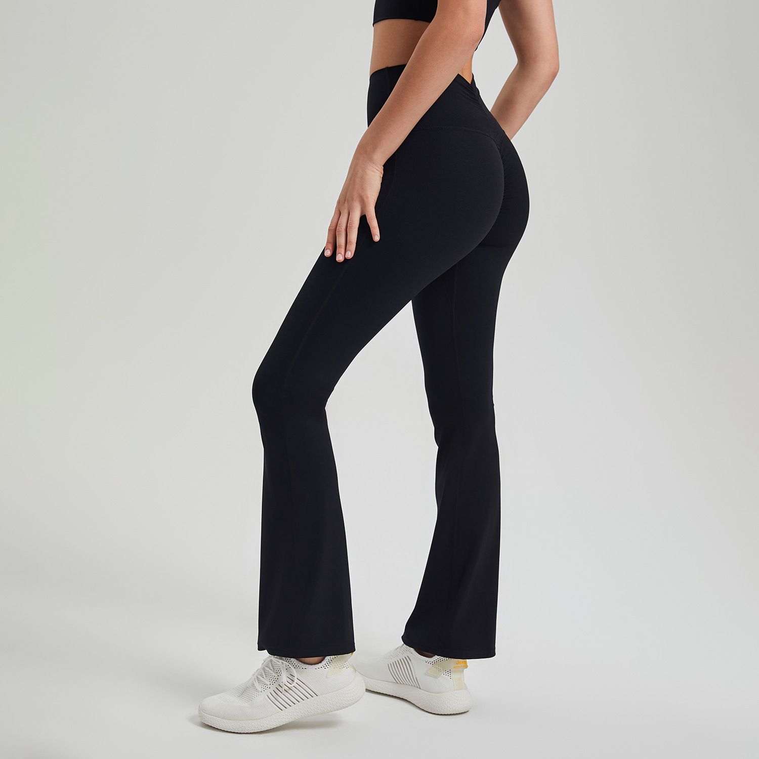 New high waisted pleated buttocks lifting pants, anti roll edge nude yoga pants, running and sports pants for external wear, breathable fitness bell pants, suitable for sports, yoga, Pilates, daily we