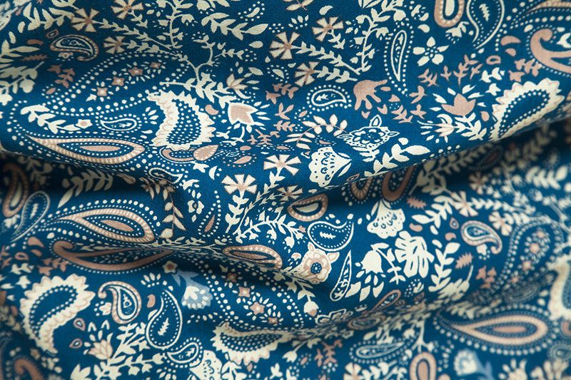 Autumn and Winter New Long sleeved Shirt Men's Paisley Printed European Size Casual Long sleeved Shirt Men's Shirt