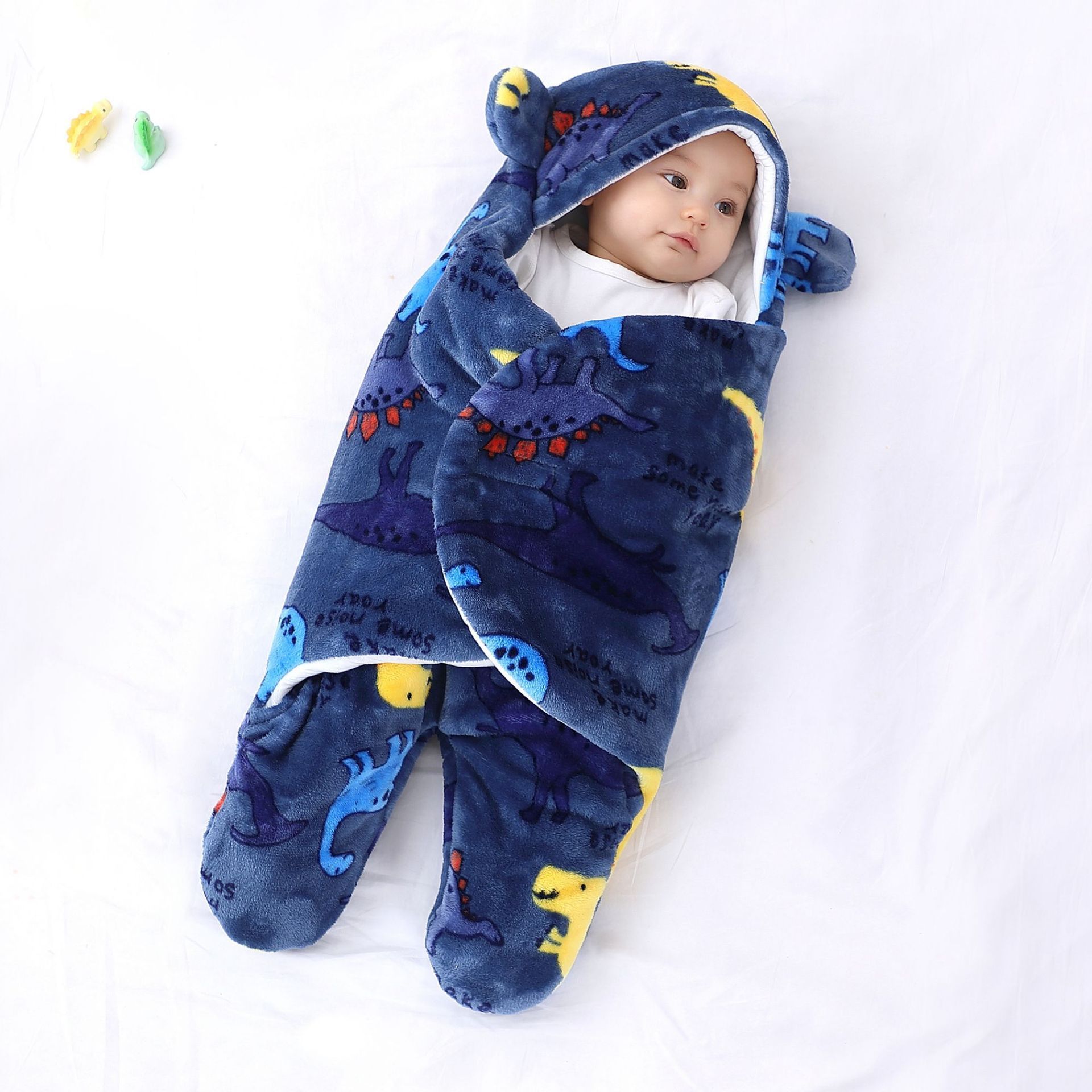 Baby hug, flannel baby sleeping bag, thickened split leg anti kick, baby bag, autumn and winter newborn swaddling bag