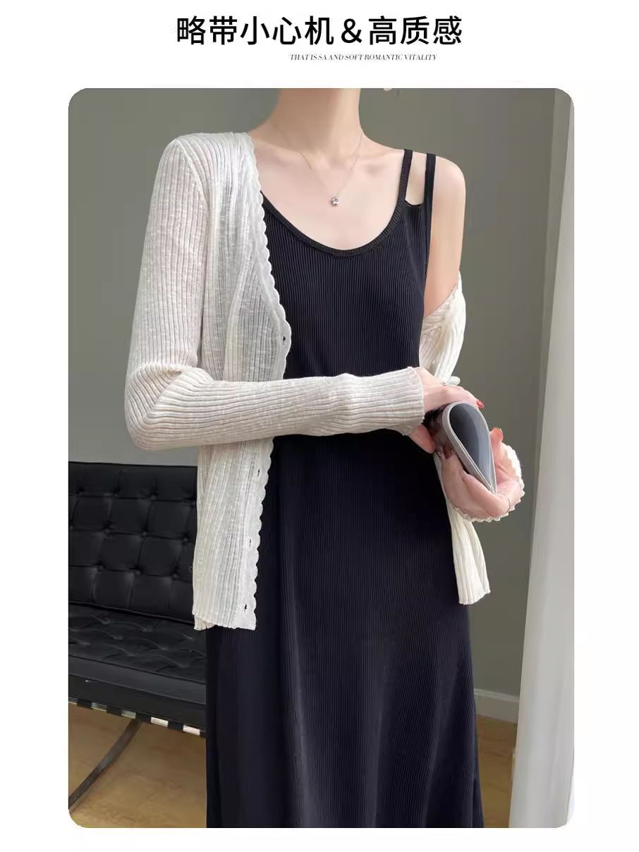 A new ice silk knitted camisole dress for women, with a side slit inside. It is a slim fitting dress that goes over the knee, a large-sized black camisole dress, and a V-neck solid color dress