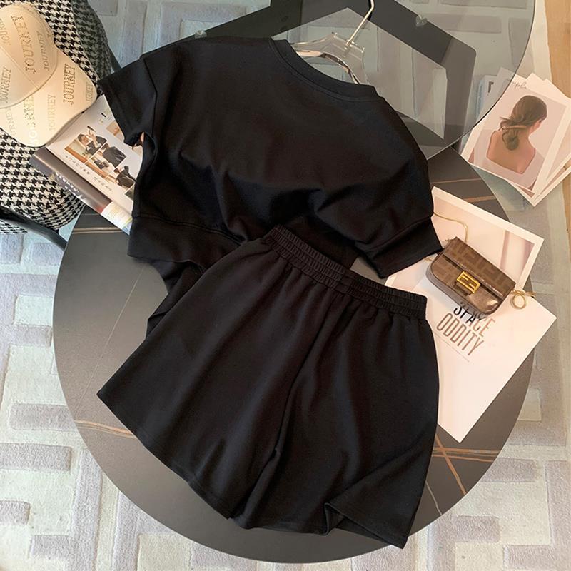 New loose fitting casual suit for women, popular summer diamond embellishments, sporty round neck Korean student oversized women's clothing, high-end solid color short sleeved set, fashionable and ver