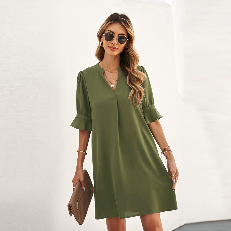 European and American summer new chiffon dress for women, solid color loose casual V-neck short sleeved knee length skirt, ruffled A-line skirt, slim fit fashion, simple and versatile