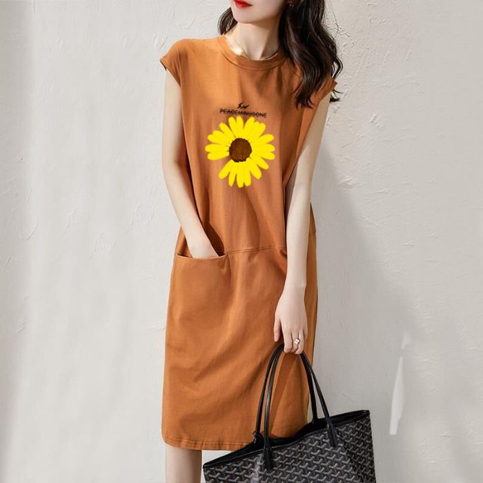 Summer new loose fitting dress, solid color T-shirt dress, women's Korean version medium length fairy dress, fashionable printed round neck long dress, solid color with pockets, simple and elegant, fa