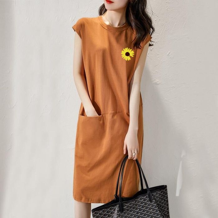 Summer new loose fitting dress, solid color T-shirt dress, women's Korean version medium length fairy dress, fashionable printed round neck long dress, solid color with pockets, simple and elegant, fa