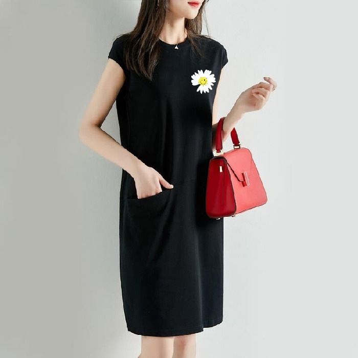 Summer new loose fitting dress, solid color T-shirt dress, women's Korean version medium length fairy dress, fashionable printed round neck long dress, solid color with pockets, simple and elegant, fa