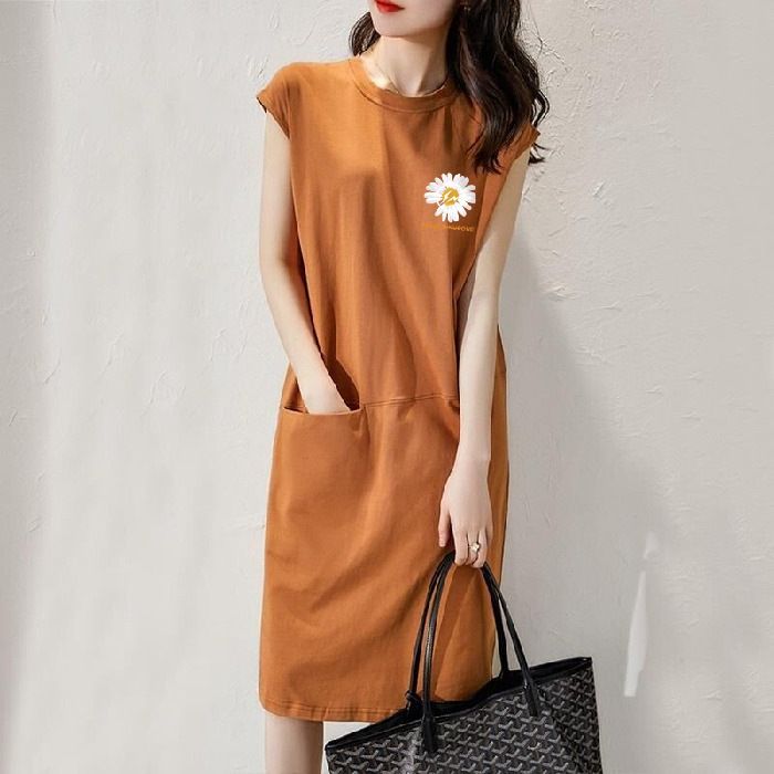 Summer new loose fitting dress, solid color T-shirt dress, women's Korean version medium length fairy dress, fashionable printed round neck long dress, solid color with pockets, simple and elegant, fa