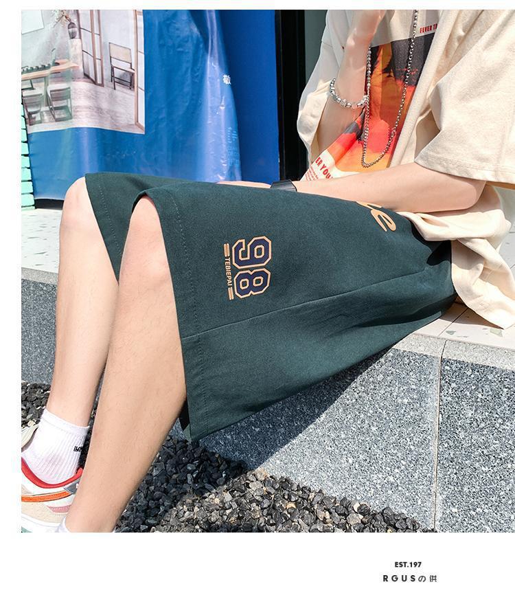 New sports shorts for men, summer slim American retro high street ins style, trendy loose casual beach shorts, casual shorts, fashionable and versatile, popular in Africa