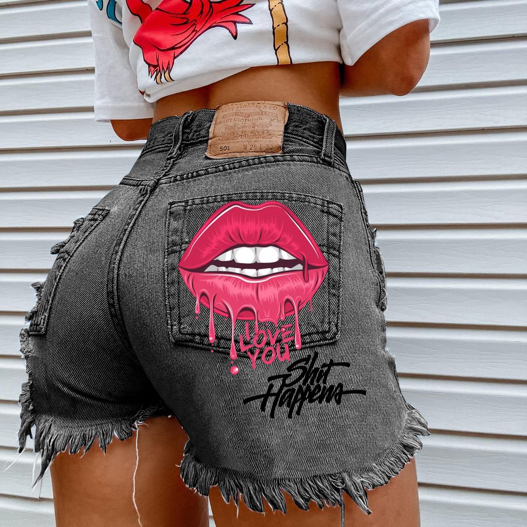 New sweet high waisted perforated denim shorts for women, letter lips denim shorts, summer casual shorts for girls, fashionable printed denim shorts jeans, slim fit and high visibility, simple and ver