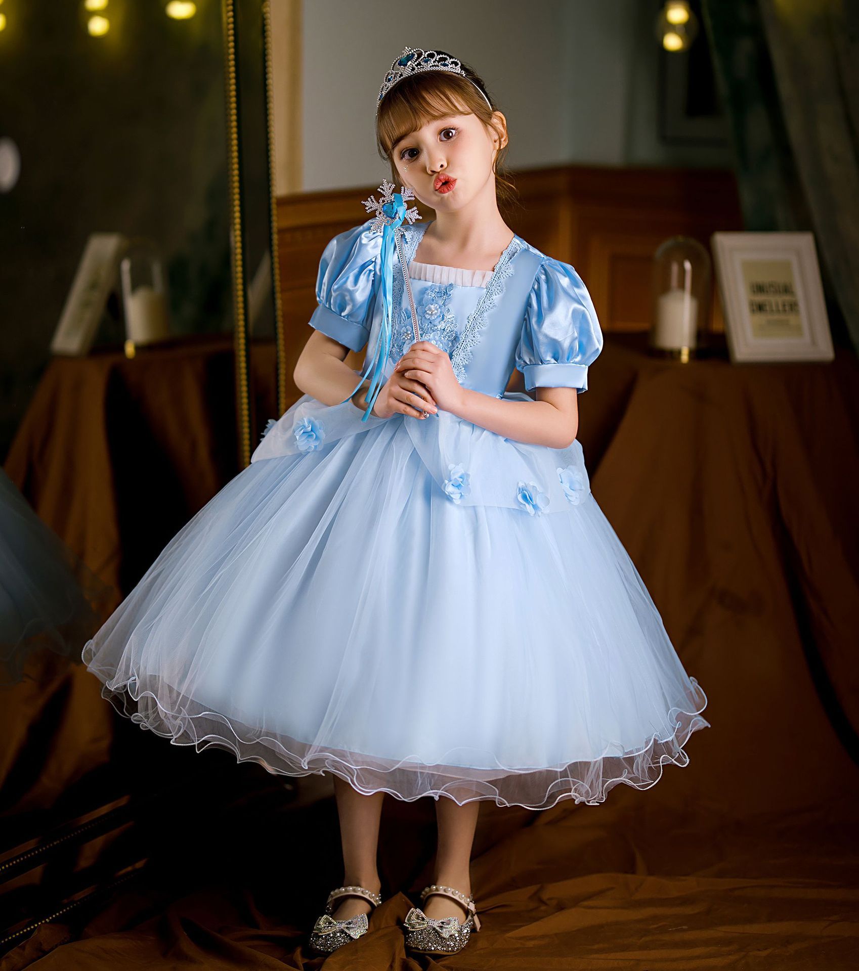 Popular Sofia princess dress, children's fluffy dress, children's dress dress in blue and pink, Cinderella short sleeved princess dress, popular solid color, fashionable and versatile
