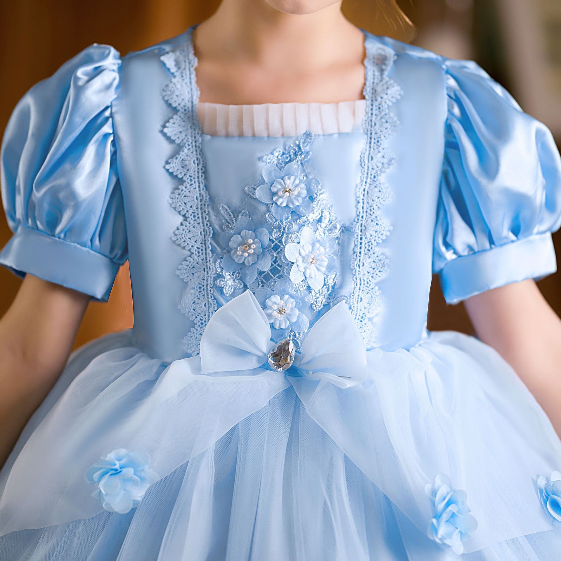 Popular Sofia princess dress, children's fluffy dress, children's dress dress in blue and pink, Cinderella short sleeved princess dress, popular solid color, fashionable and versatile
