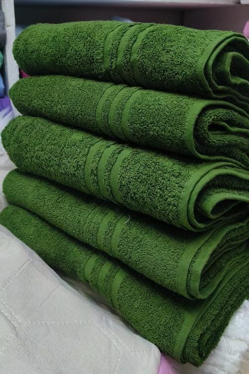 100% Luxurious Cotton Bath Towels Set - Premium Quality Pack of 1- Ultimate Comfort and Absorbency for Bathroom, Luxury Bath Towels Set for Home & Spa (70" x 140"), (Hunter Green)
