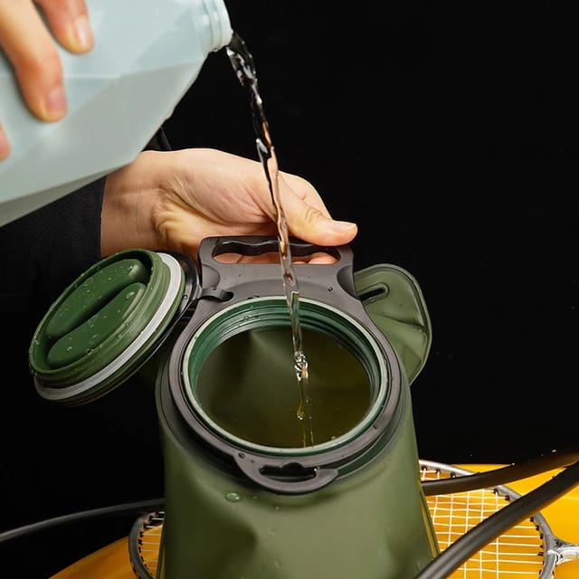 water bladder/hydration reservoir