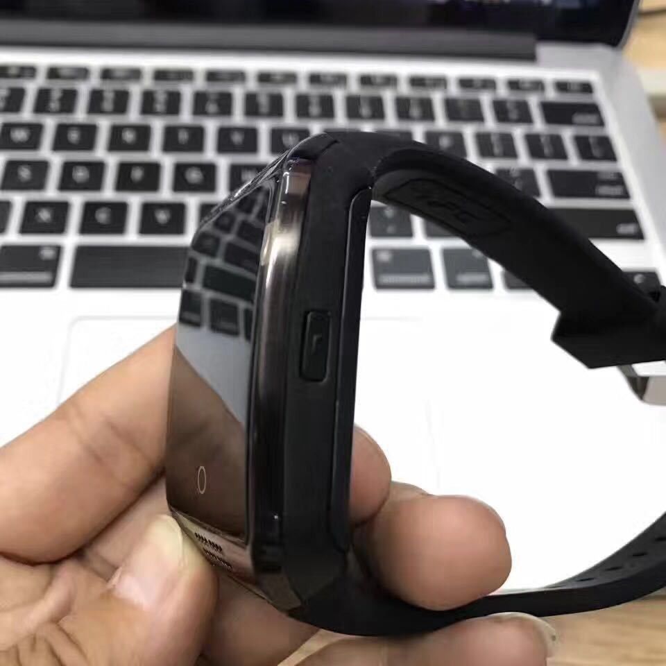 Digital Touch Screen Smart Watch With SIM Card Slot Q18 Smart Bracelet Camera Bluetooth Call Wristwatch SIM Card Women Smartwatch IOS Android Phones Support Whatsapp Facebook DZ09 Men Smart Watch