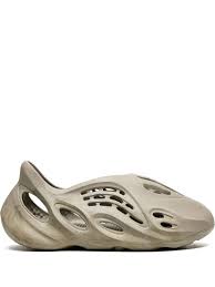 Mens Yeezy Foam Runner Crocs Unisex-Adult On The Clock LiteRide Clog | Slip Resistant Work Shoes Clog