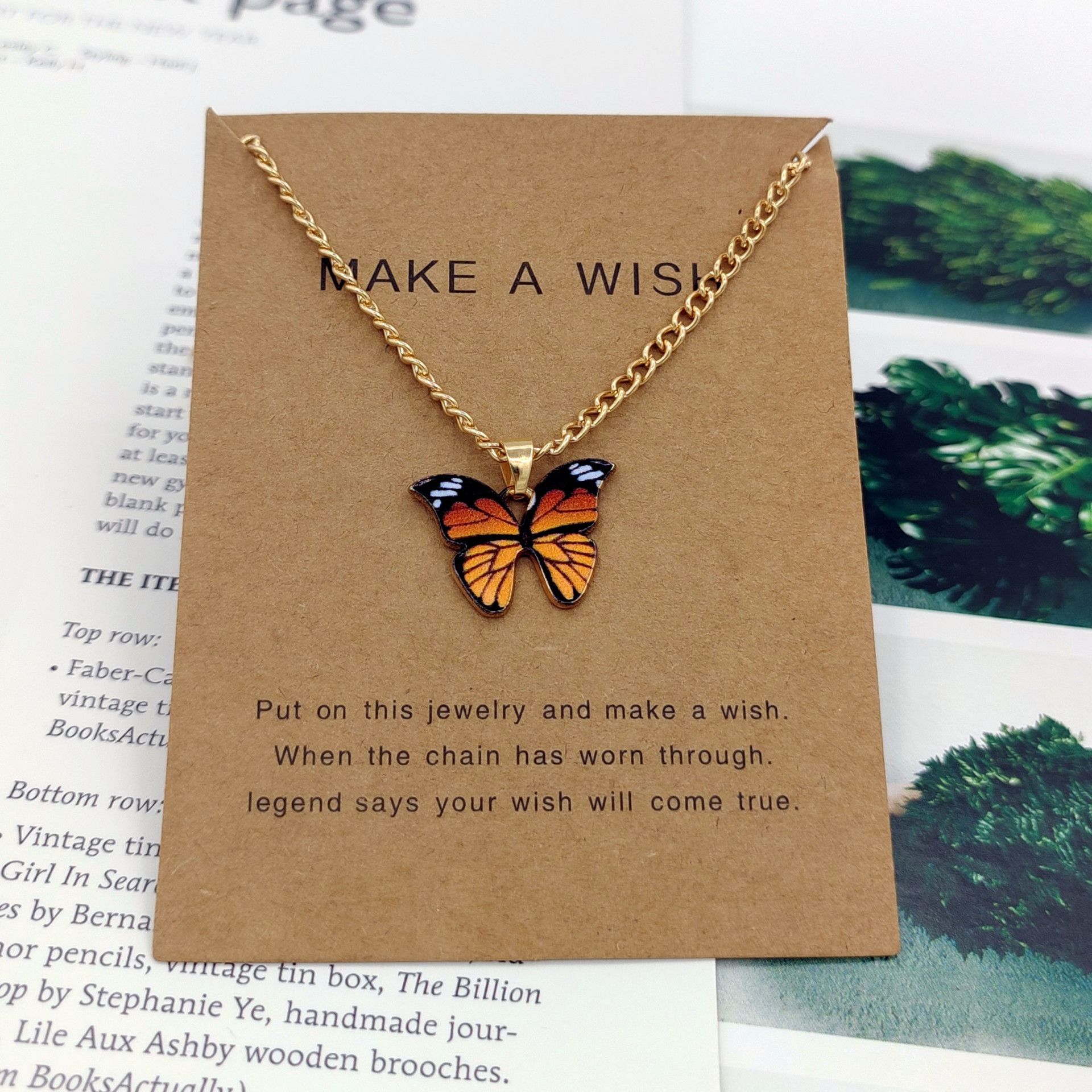 Bohemian Multi-color Butterfly Necklace Ins Style Ladies Alloy Pendant Clavicle Chain Pendant Necklaces