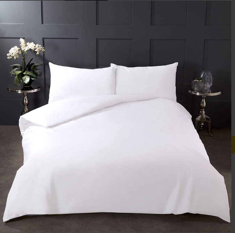 White Cover Set 4pcs King 1 Duvet Cover, 1 Fitted Sheet and 2 Pillowcases