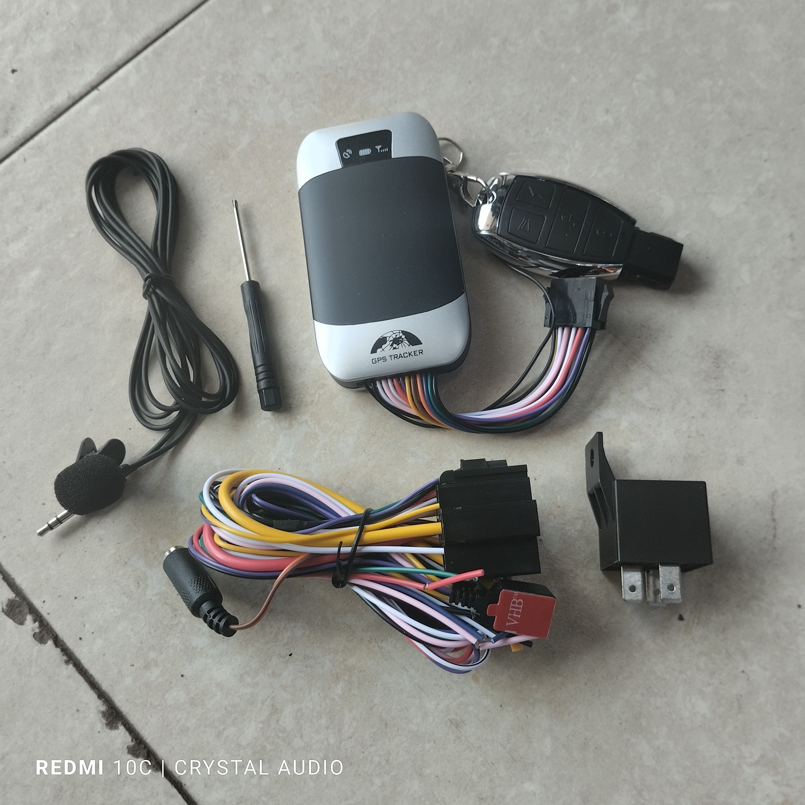 Tk303-G GPS,GPRS GSM Car Motorcycle Tracker With Remote SMS & APP Tracking platform