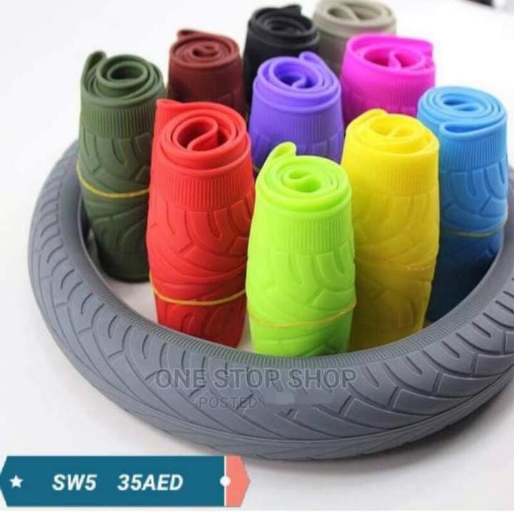 Universal Car Steering Wheel Silicone Cover Soft Wear-resistant Non-slip Steering Wheel Protective Case Car Accessories