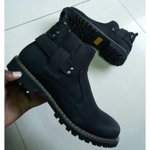 Men Ankle Boots ,Casual, Business, Formal ,PU Leather Boots, Chelsea Design Normal Fitting, All Season Boots With Rubber Sole sizes39-44 , High Quality, Durable Boots ,Colour Black