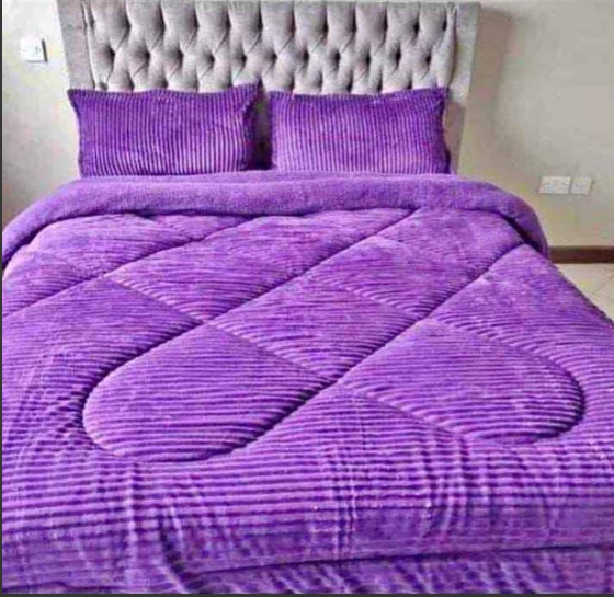 Velvet blanket 6*6 Glam your bedroom with s. The Duvet is soft, durable and luxurious to touch, 1pc fleece bedsheet and 2pcs pillow cases.