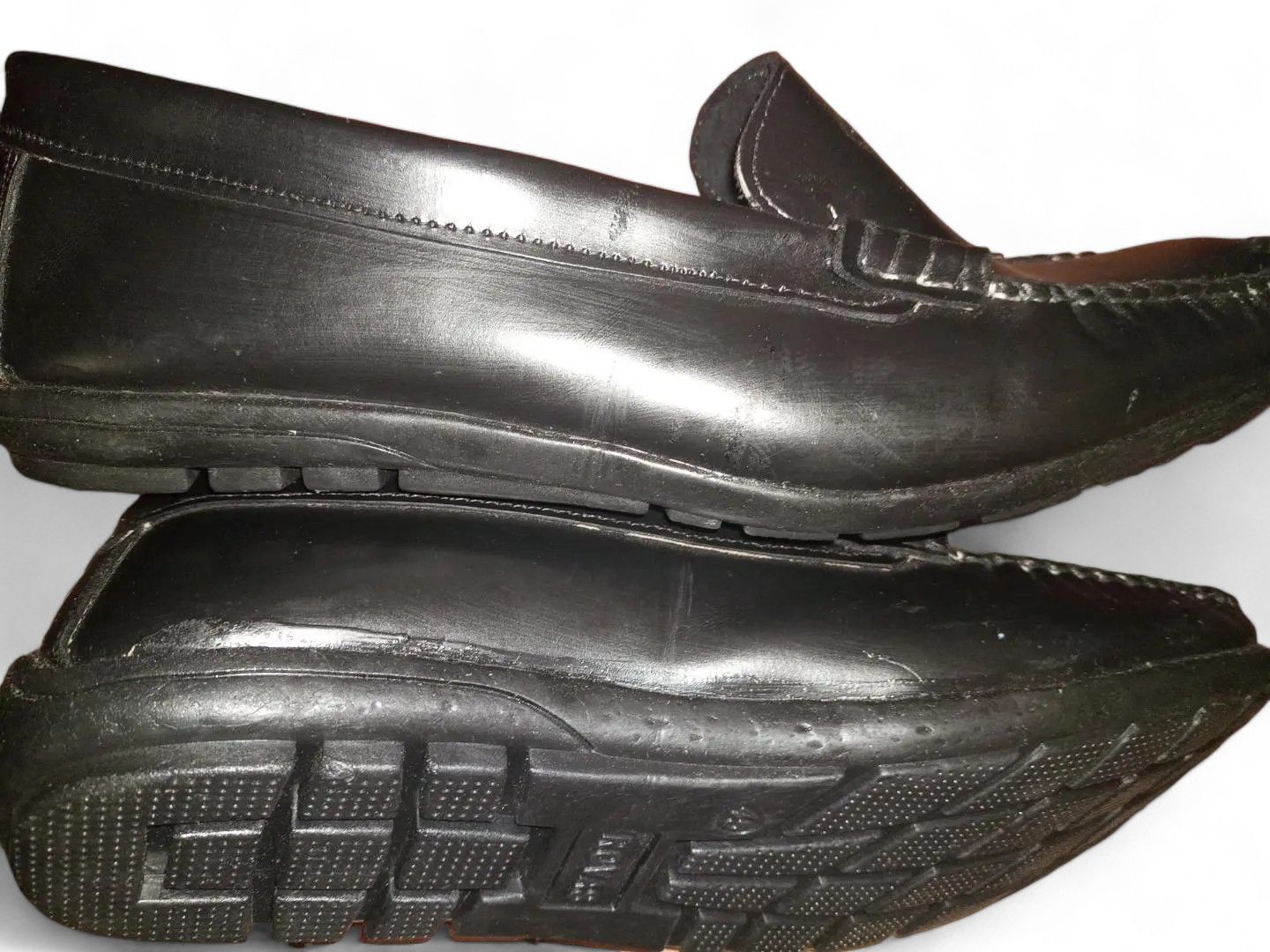 Men's Genuine Leather Slip-On Loafers – Classic Black & Brown Dress Shoes for Office and Formal Wear