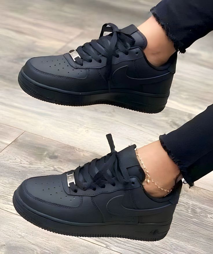QUALITY Airforce 1 Sneakers Breathable Shoes, Black Sneakers