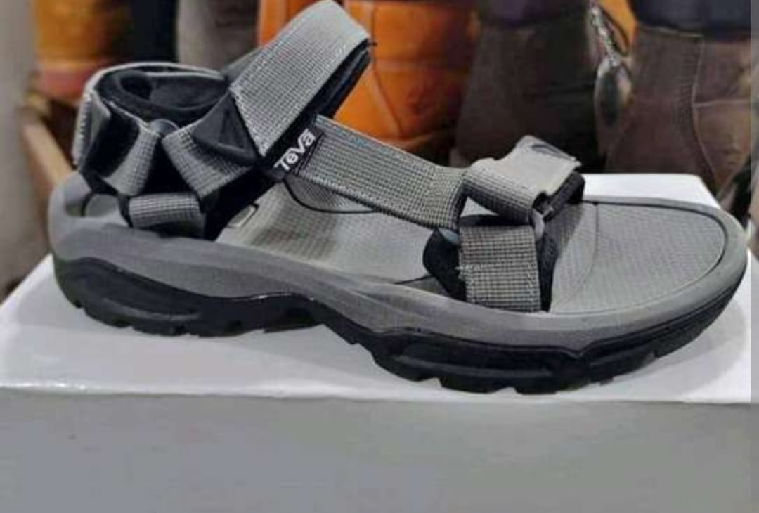 Good Quality Teva Hurricane Sandals for Men Open Shoes