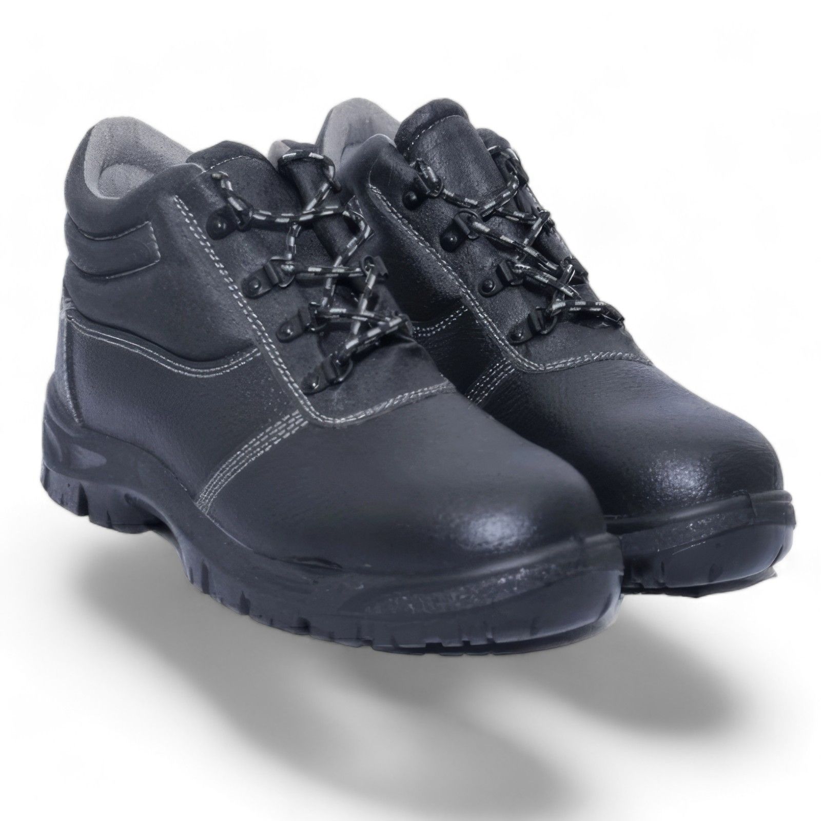 Generic Home and Industrial High Quality Anti-Slip Safety Boots - Durable Work Shoes for Construction, Farming, and Factory Use | Anti-Slip Safety Boots Kenya | Water-Resistant Safety Boots Kenya