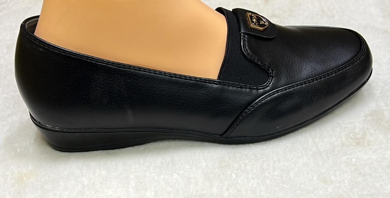 High Quality ladies Cute ladies leather official flat shoes for women fashion shoes