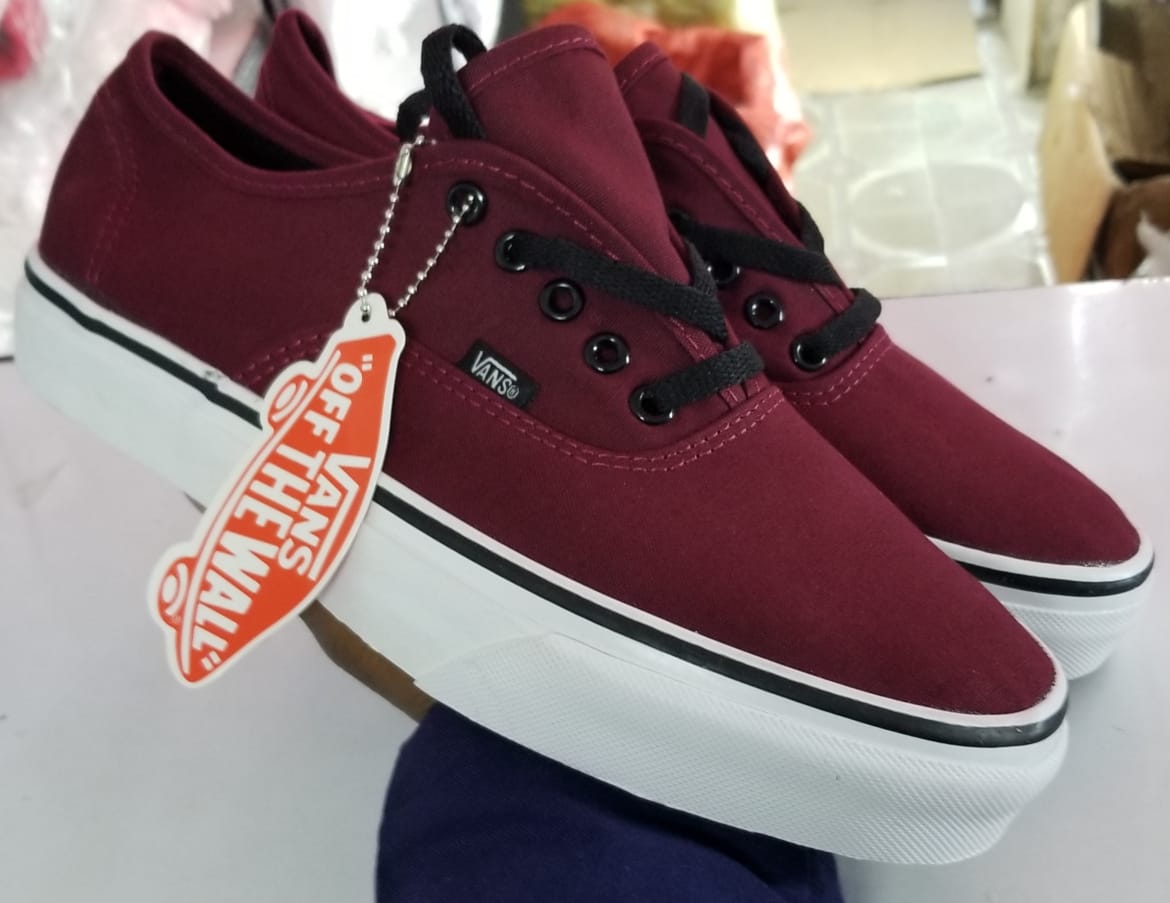 Vans Maroon With White Sole Flat Rubber Double Sole Best Fitting For Unisex