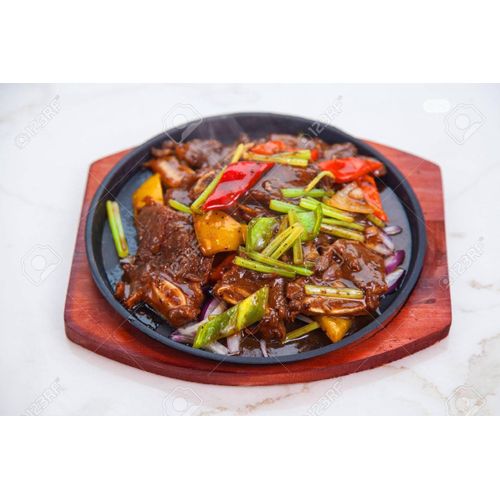 Hot Sizzling Plate With Bamboo Holder