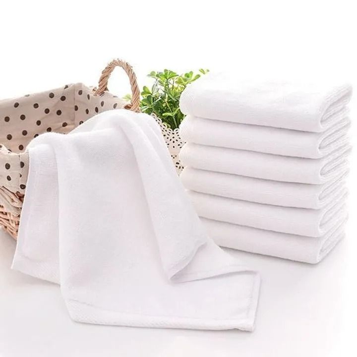 500pcs Disposable Barber/Salon Hair Shaving Neck Rolls + 6 pcs Face towels + Head massager