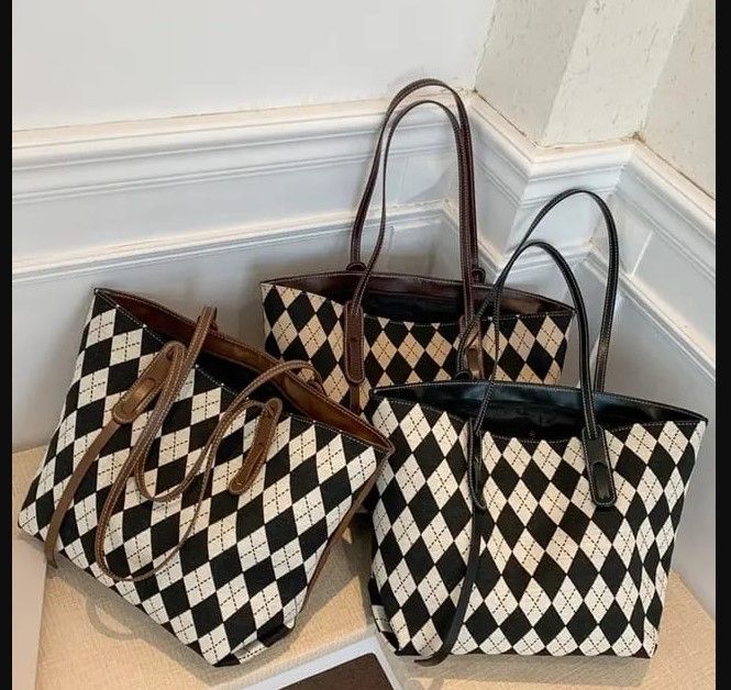 Women Handbags white and black  coloured Tote Ladies Bag