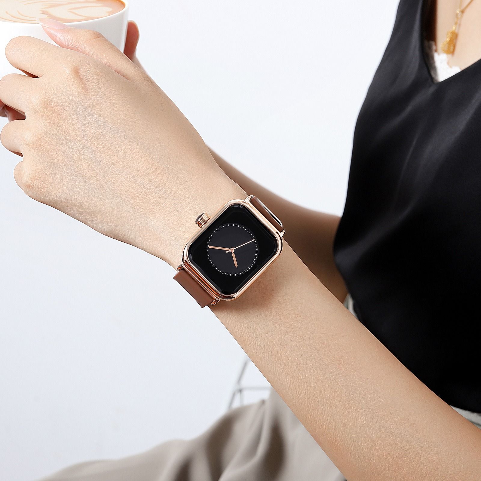 2024 Women's waterproof silicone strap watch Fashion square women's watch student trend imitation Apple smart large dial quartz watch