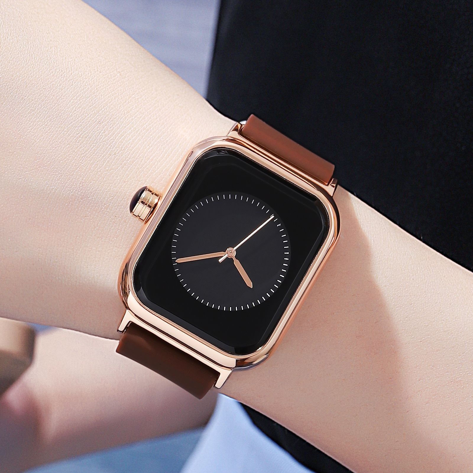 2024 Women's waterproof silicone strap watch Fashion square women's watch student trend imitation Apple smart large dial quartz watch