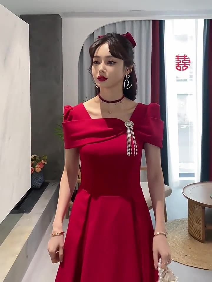 Wedding Concerts Parties Celebrations Women Evening Dress 2024 Summer Toast Bride Engagement Wine Red Dress French High-end Evening Dress Three-dimensional Cutting Technology Diamond Elements
