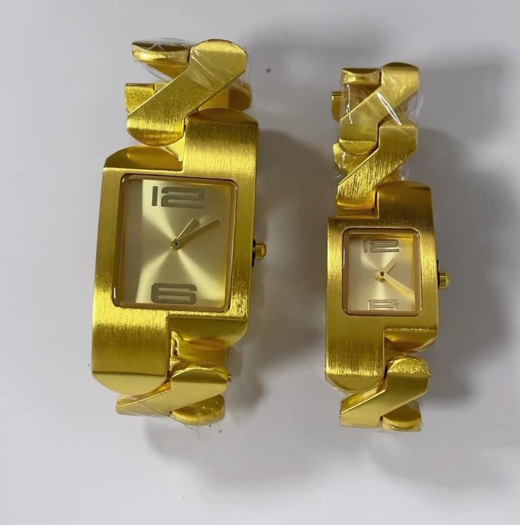 2024 Africa Hot Selling Innovative Design Retro Square Quartz Business Men's Bracelet Metal Watch Light Luxury Fashion Gold Classic Middle School Student Cool Watch