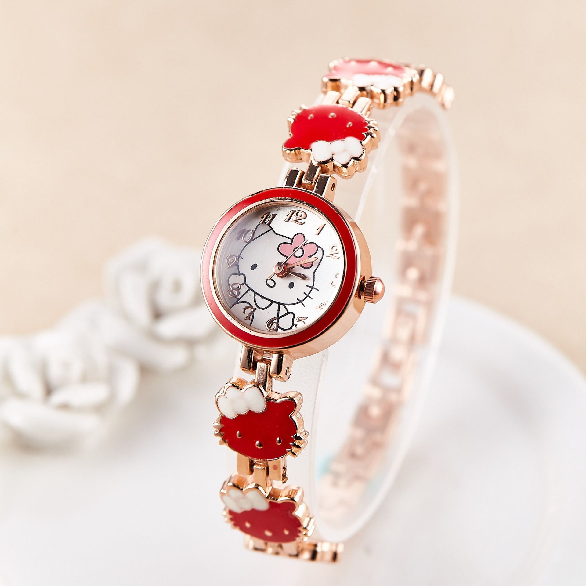 New fashion KT Cat Kids Cute Girls Watch Women's steel bracelet watch Women's electronic quartz watch