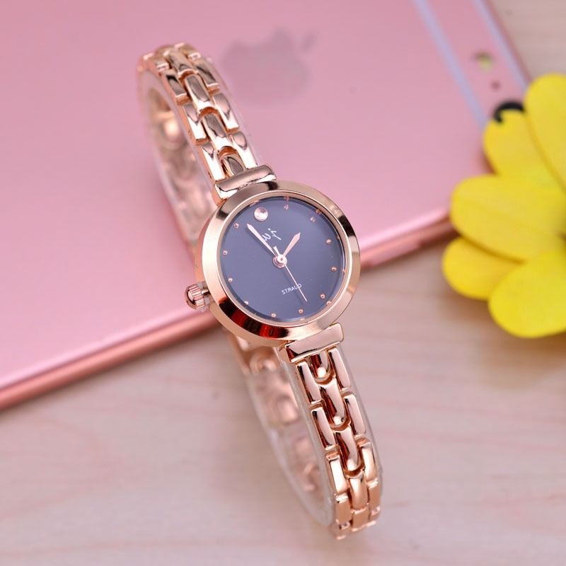 2022 New Year Birthday Gift Fashion Fresh New Women Casual Dress Metal Quartz Watch Lady Female Girl Students Bracelet College Wrist Watch