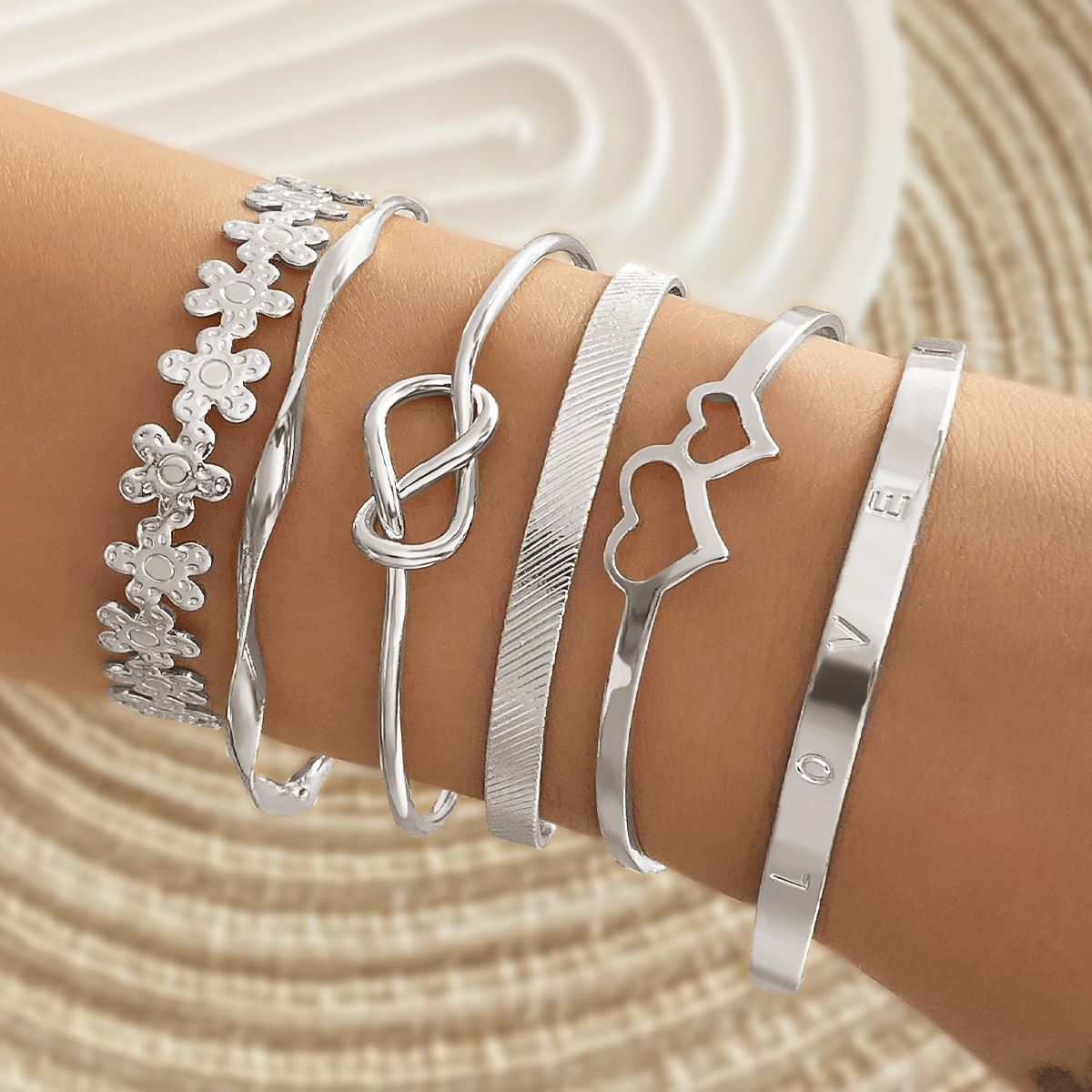 European And American Retro Minimalist Chain Bracelets Women's Fashion Mix And Match Open Bangle Bracelets Hand Accessories Stacked Wearing Style Combination Wholesale