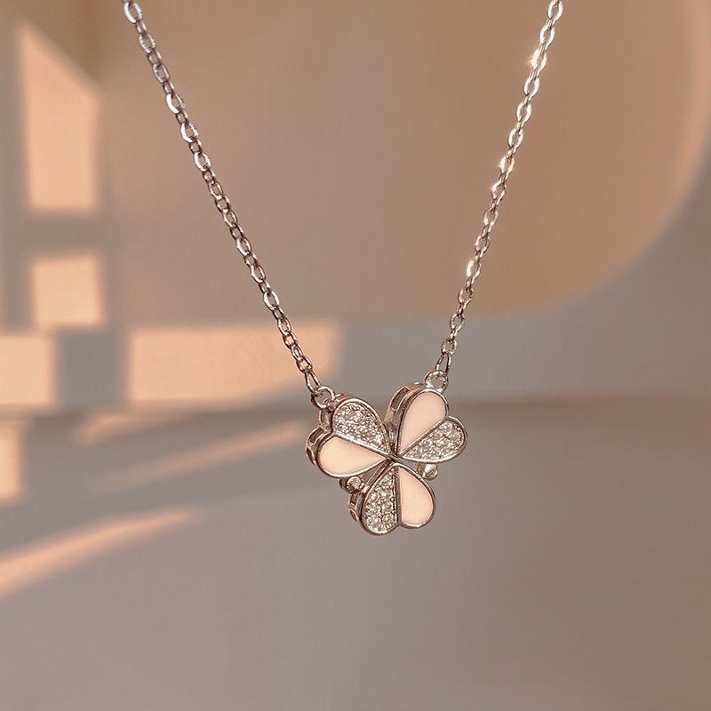 Light Luxury New Four Leaf Clover Titanium Steel 2 Wear-Ways Necklaces Women's Design Sense Of Advanced Sense Of Luxury Love Clavicle Chain Women Jewellery Girls Ladies Lovers' Birthday Necklaces Gift