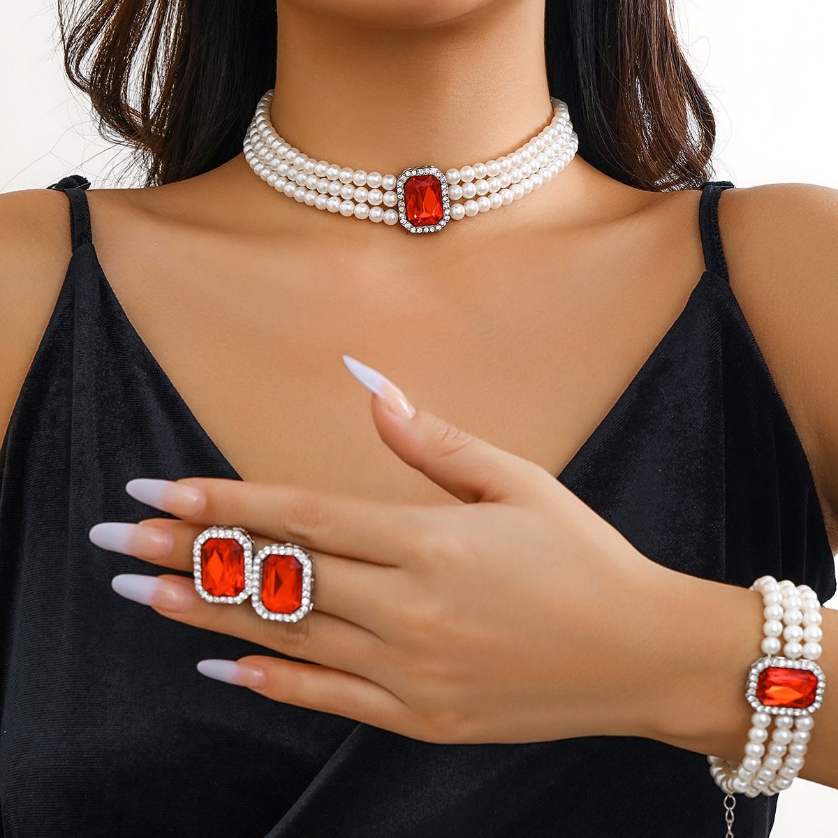 2024 African Light Luxury Short Style Imitation Pearl Choker Neckchain Turquoise Beaded Retro Ethnic Style Collar Fashionable And Popular Collar Evening Dress Bride Exquisite Accessories